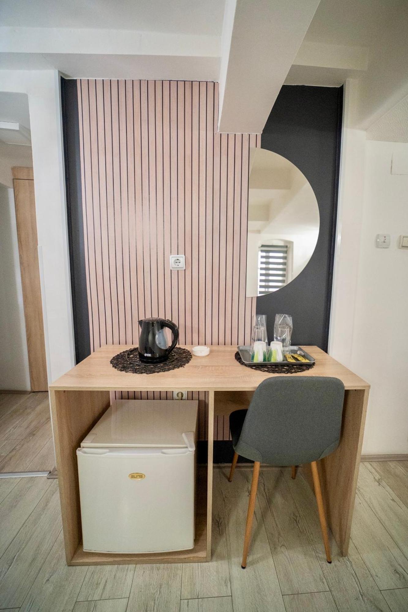Apartmani Aleksandra U Centru Grada Крагуєваць Екстер'єр фото