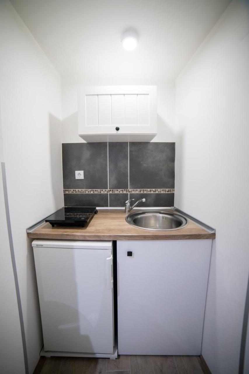 Apartmani Aleksandra U Centru Grada Крагуєваць Екстер'єр фото